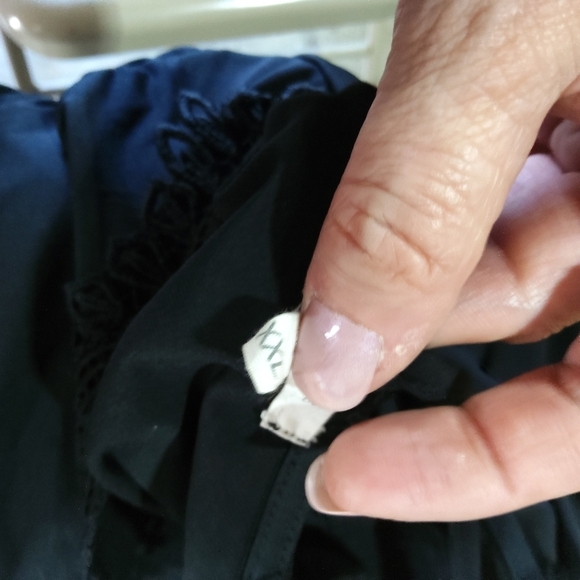 MAURICES XXL. LACK EMBELLISHED FLARE SLEEVES TOP - Picture 8 of 8